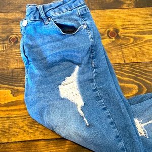 Women’s worn capris.